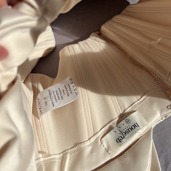 House of CB ‘Silva’ Satin Draped Shoulder Corset Top NWOT - Picture 11 of 13